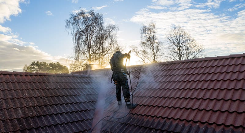 Hustvättarna fixar rena tak åt ditt hem | Hustvättarna